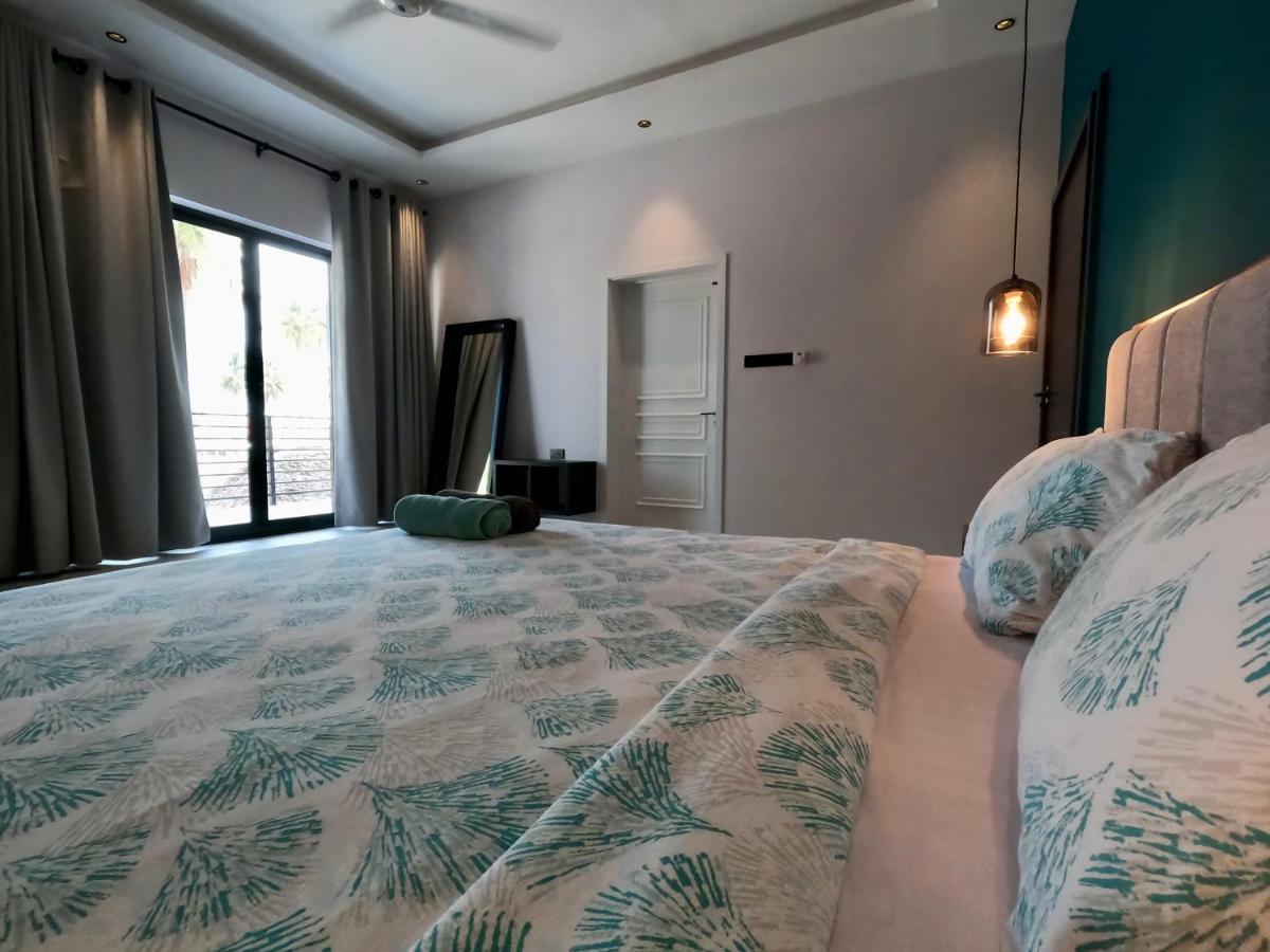 V Hotel In ปาเยอ ภายนอก รูปภาพ