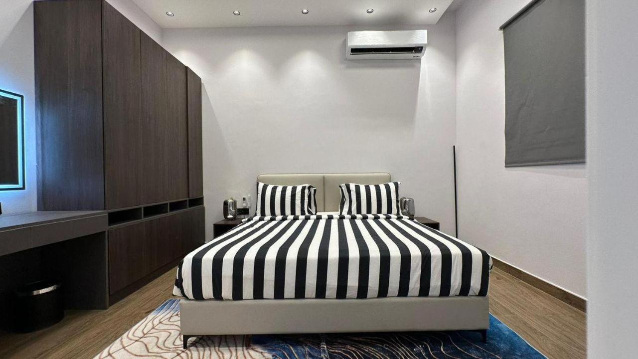 V Hotel In ปาเยอ ภายนอก รูปภาพ