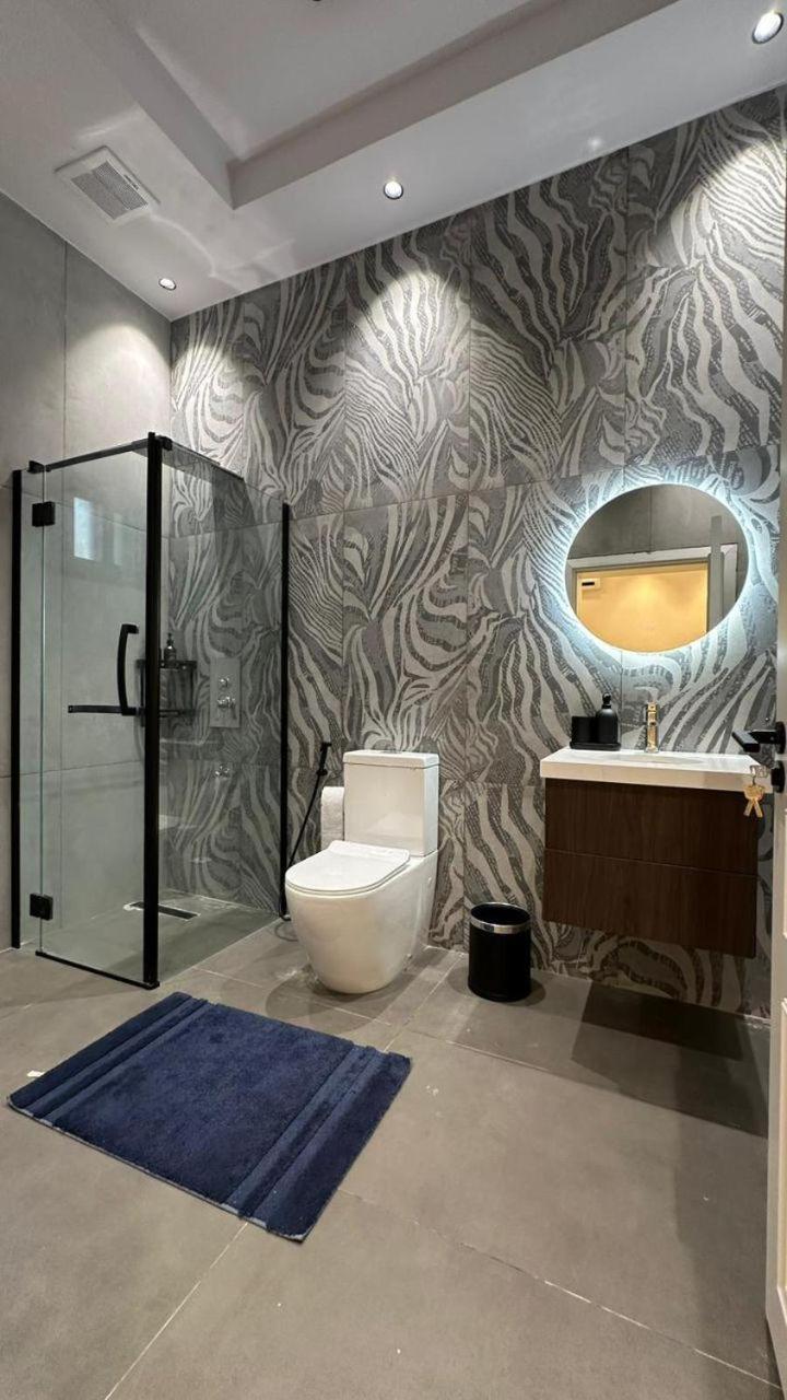 V Hotel In ปาเยอ ภายนอก รูปภาพ