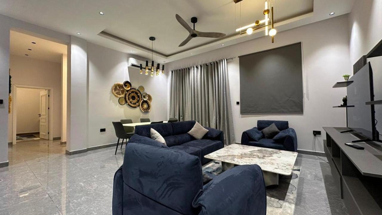 V Hotel In ปาเยอ ภายนอก รูปภาพ